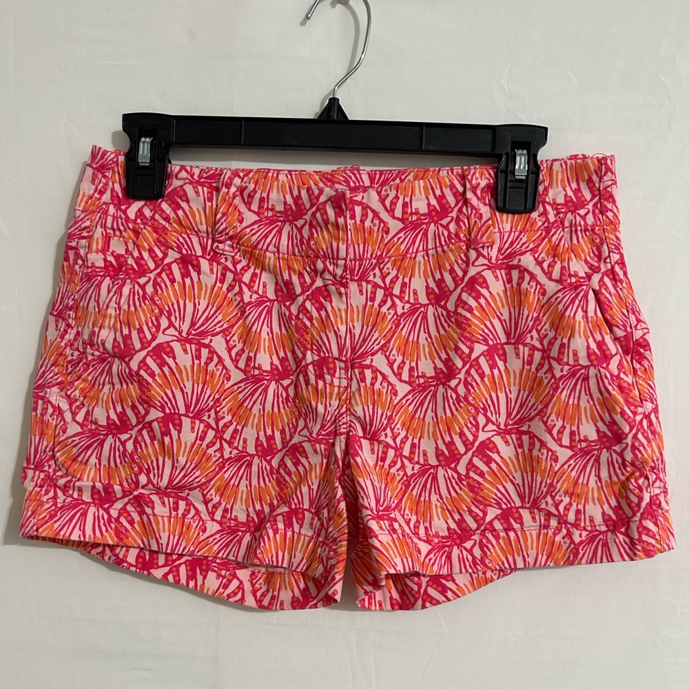 Vineyard Vines Allover Print Shorts‎ Size 2